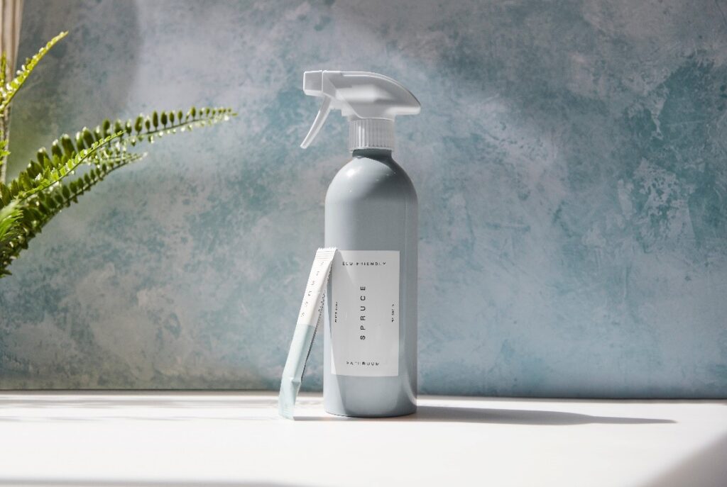 Reusable cleaning spray bottle is helpful for commercial and domestic cleaning