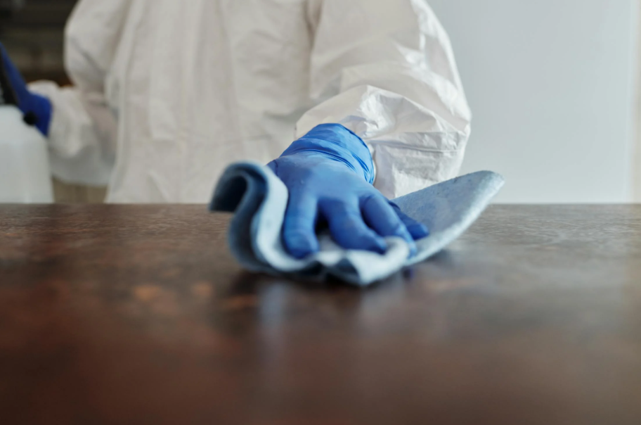 Hard surface cleaning in Kansas City