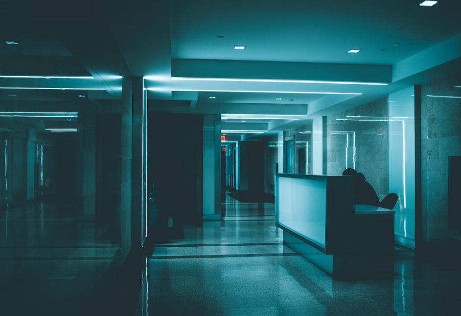 An office cleaned by a commercial cleaning service in Kansas City