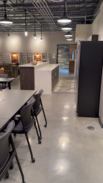 A clean office in Kansas City 